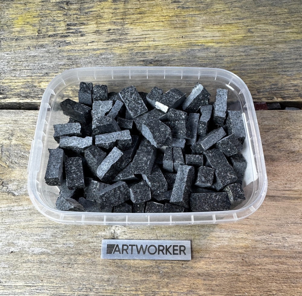 Колотый натуральный камень NS269-2, 350гр