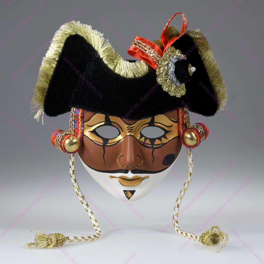 Интерьерная маска Капитан