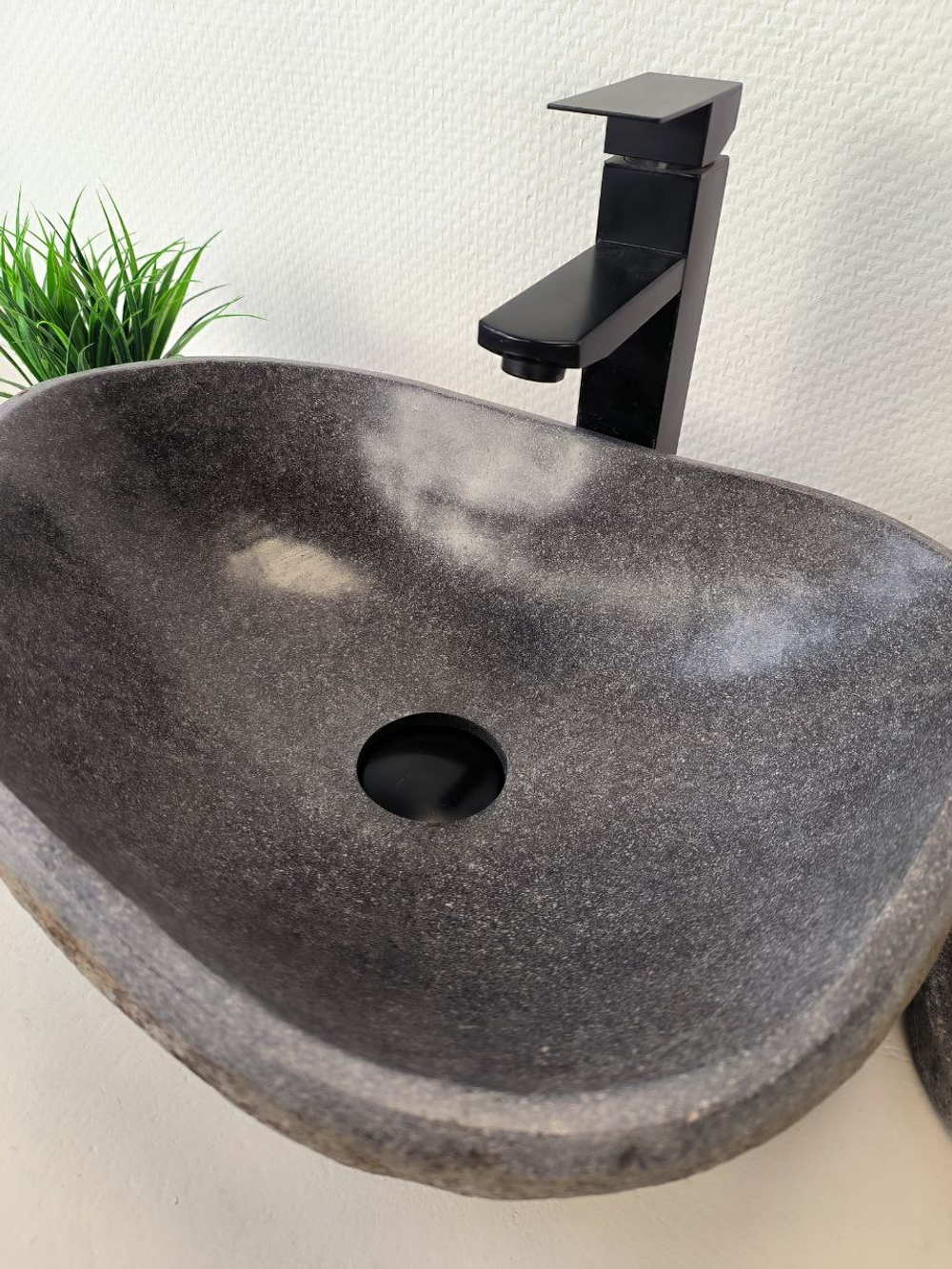 Раковина из речного камня RS-65985 45х34х15 из натурального камня