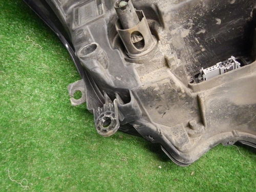 Фара левая Range Rover Vogue 4 (2012-2017) ксенон