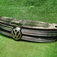 Решетка радиатора VW Tiguan 1 (2011-2018)