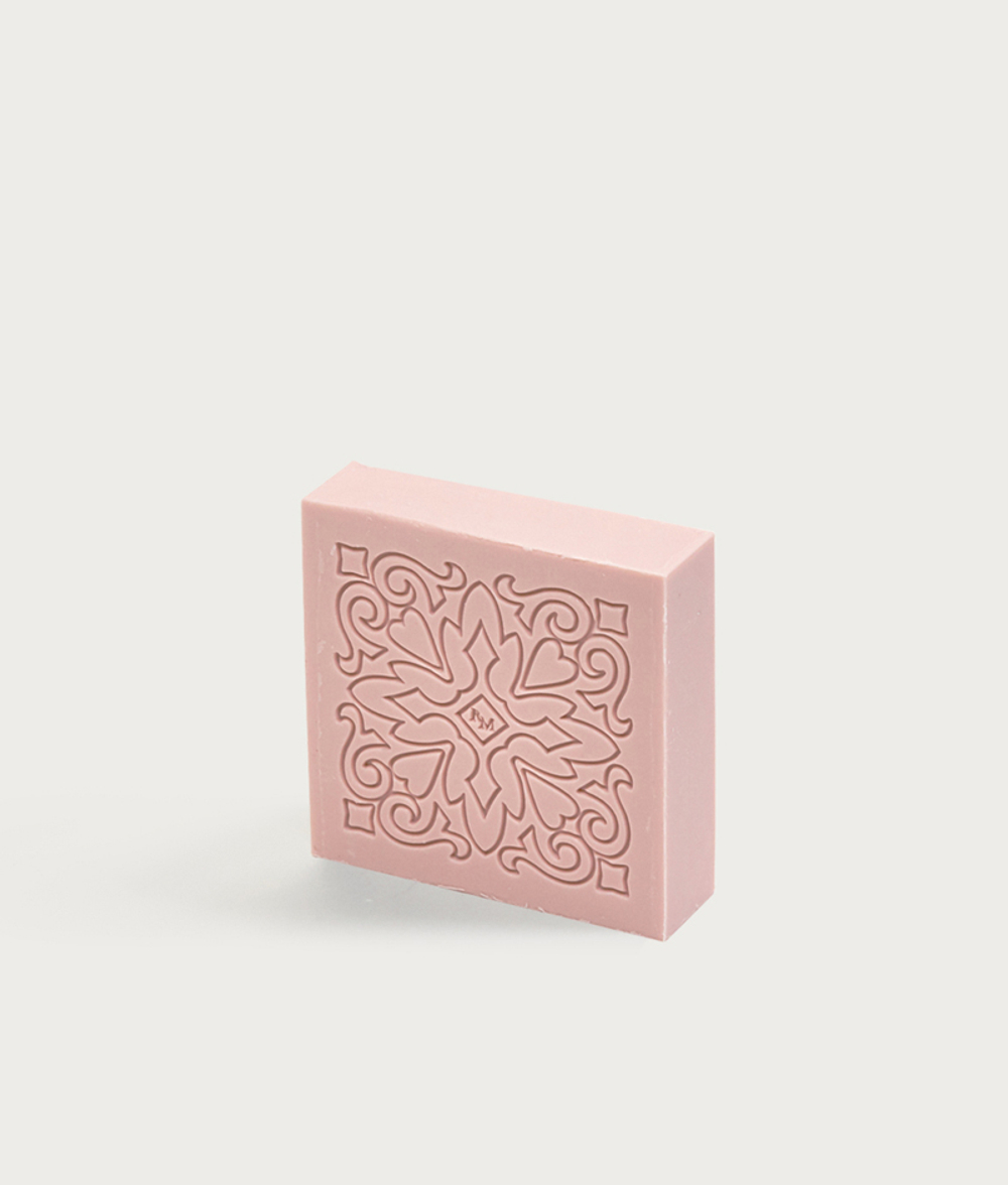 Мыло натуральное ароматизированное 100г Rose & Marius Fleurie