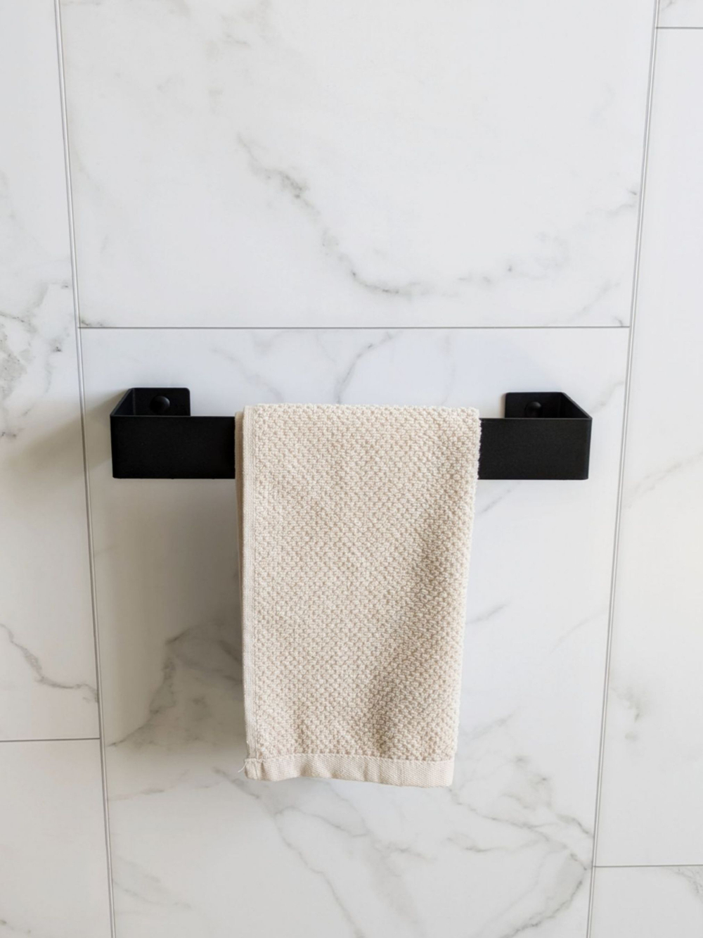 Держатель для полотенец настенный, черный, 30см