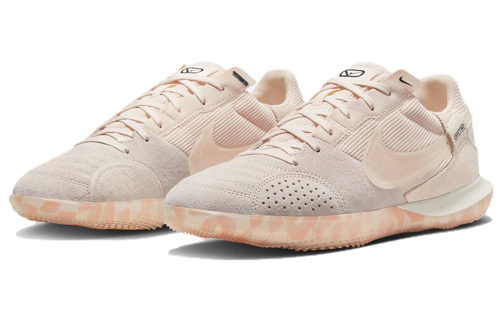 Кроссовки Nike Streetgato