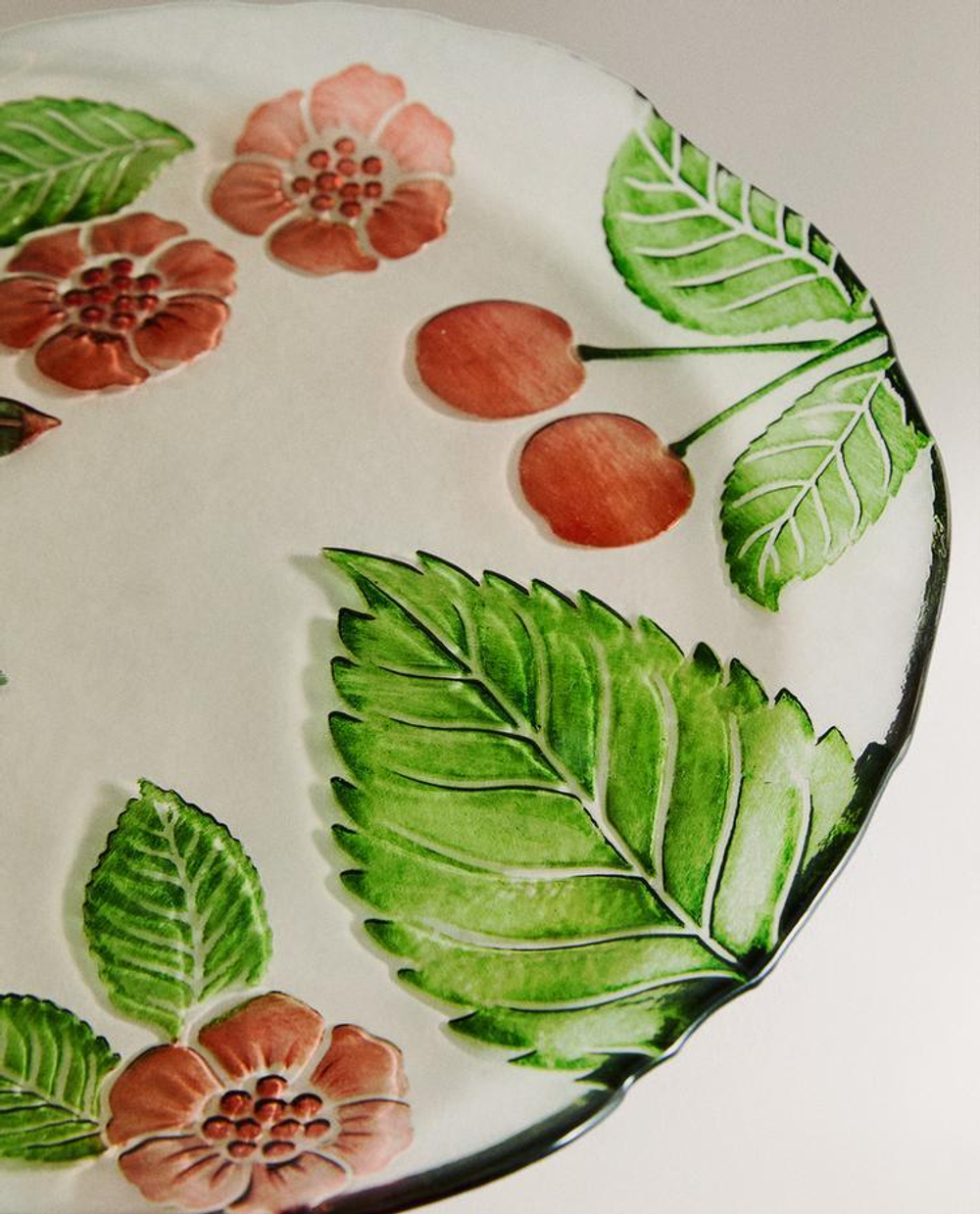 ZARA HOME ДЕСЕРТНАЯ ТАРЕЛКА С ЦВЕТОЧНЫМ УЗОРОМ, ПРОЗРАЧНЫЙ