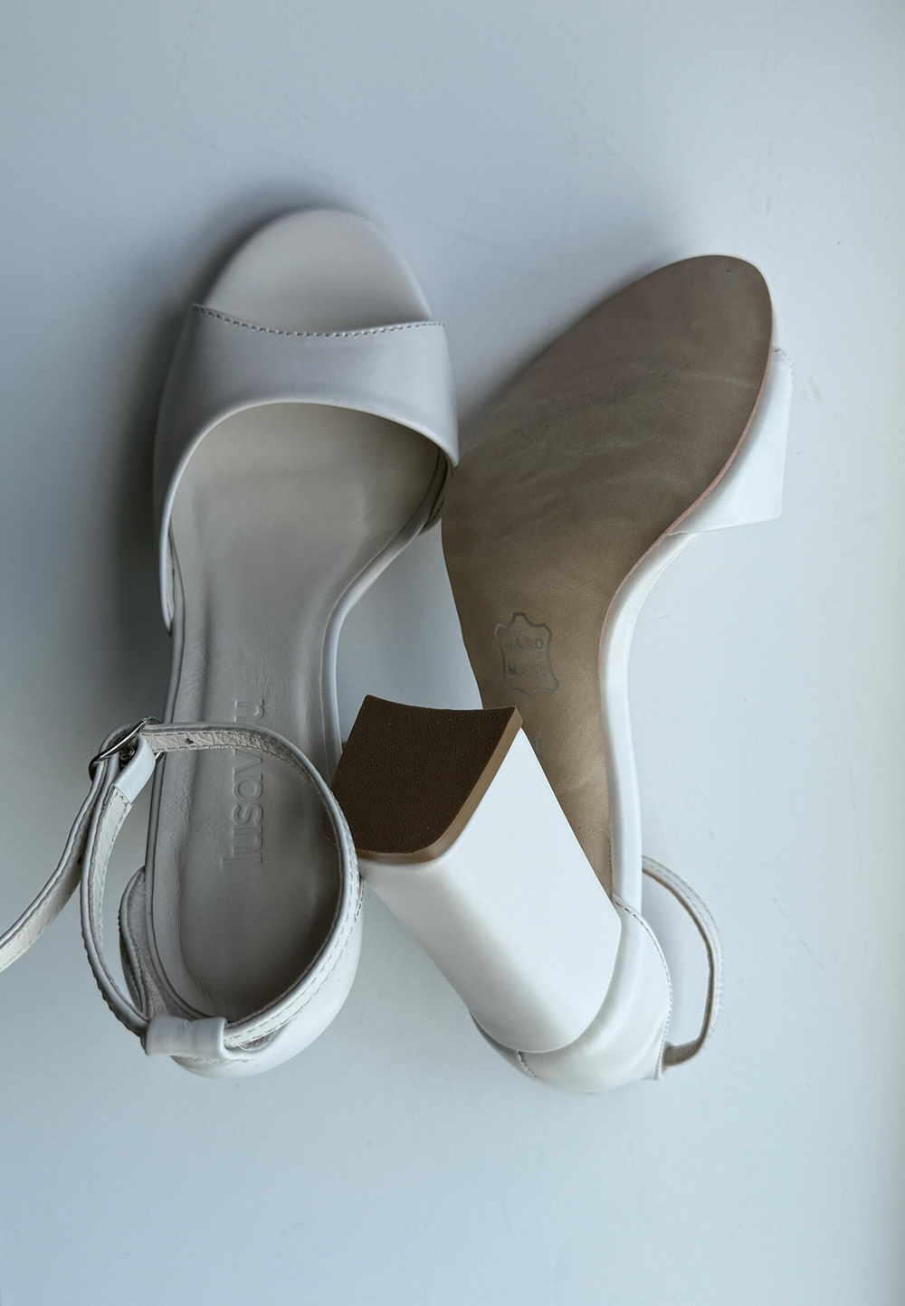 Босоножки // Rima // White