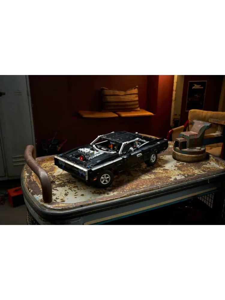 Конструктор Technic 42231 Dodge Charger R/T