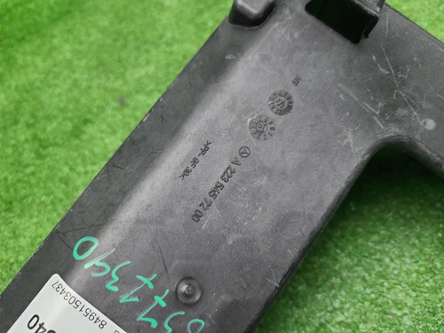 Кронштейн блока предохран. Mercedes S W223 (20-нв)