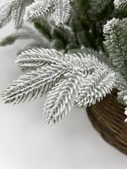 Ель Полярная заснеженная, 100% литая хвоя, 215 см., Black Box (74635)