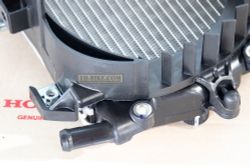 19100-KZY-701 (19100-KZY-951). RADIATOR ASSY.. Radiator Honda PCX, SH