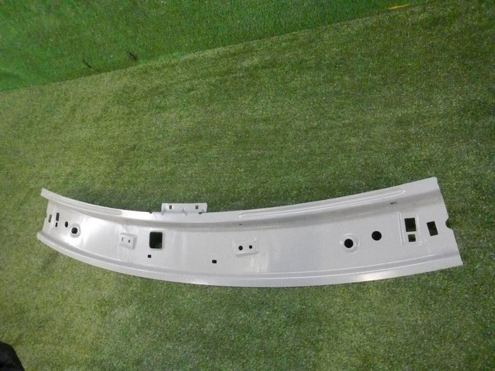 Поперечина крыши VW Polo 5 sedan (2010-2020)