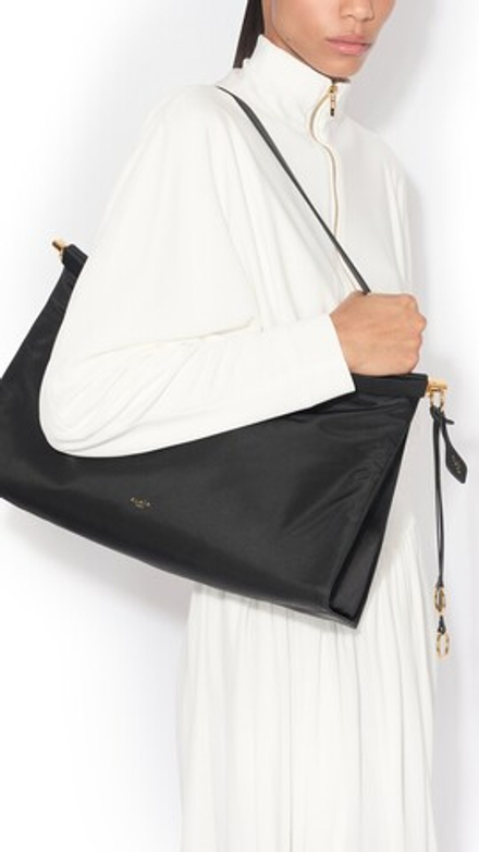 ALAÏA БОЛЬШАЯ СУМКА LE CLICK EAST WEST ИЗ НЕЙЛОНА, ЧЕРНЫЙ