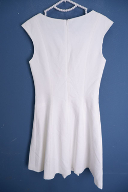 Платье Oodji лаконичное 44 размер