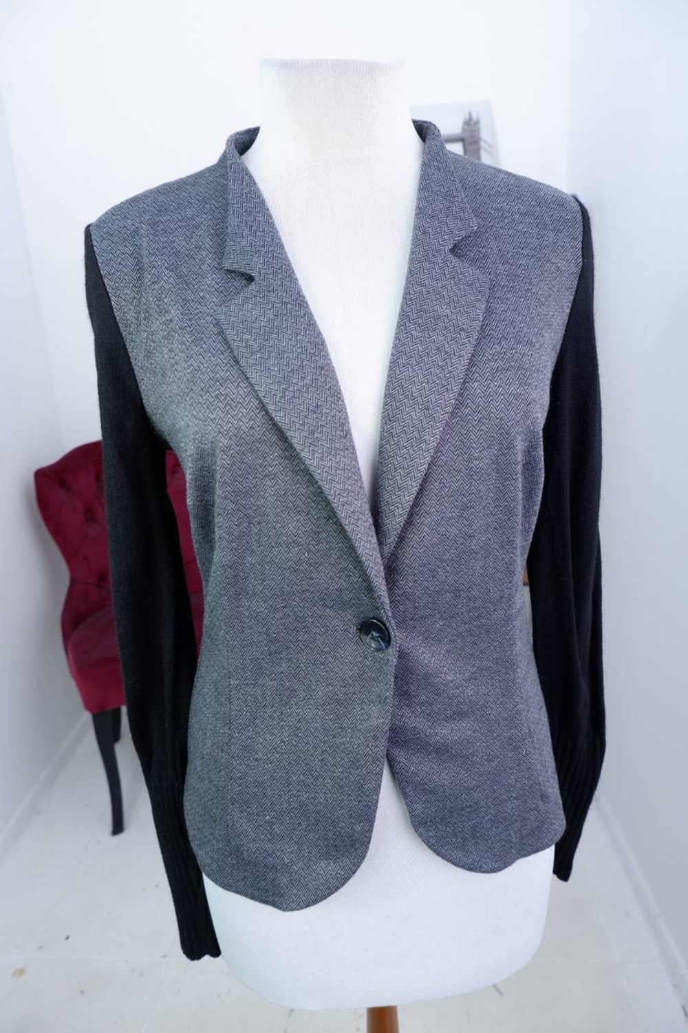 Жакет Elis оригинальный, визуально на 46 размер