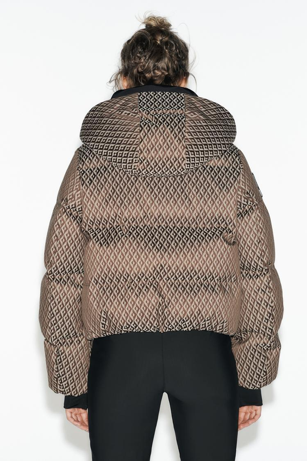 ZARA ВОДОНЕПРОНИЦАЕМАЯ КУРТКА С КАПЮШОНОМ, БЕЖЕВО-КОРИЧНЕВЫЙ