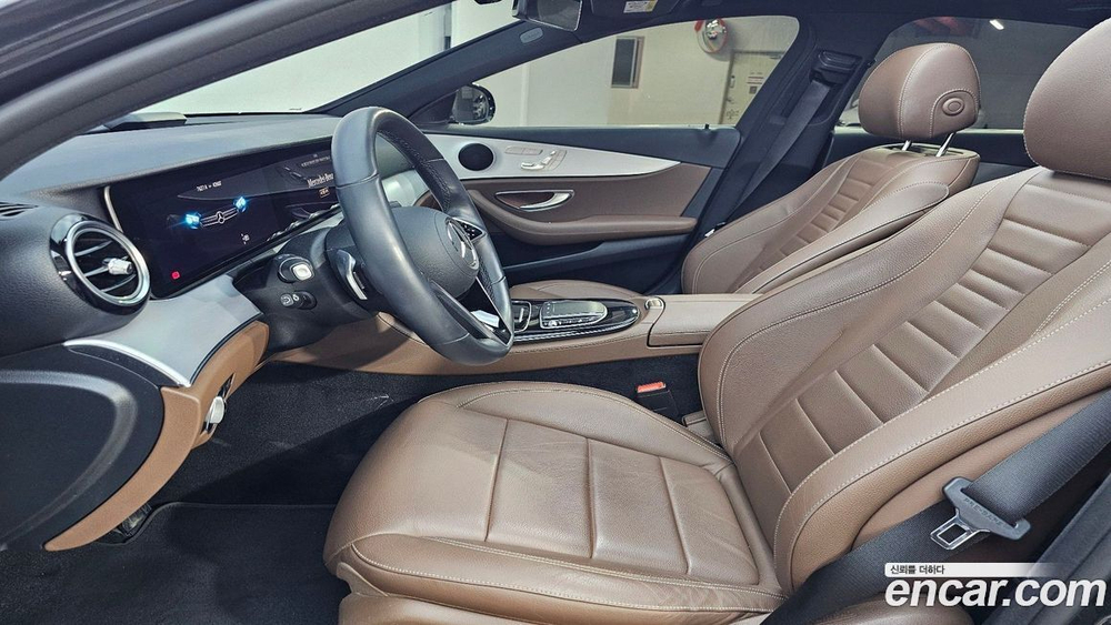 Mercedes-Benz E-Class W213 E250 Avangarde (09.2021)