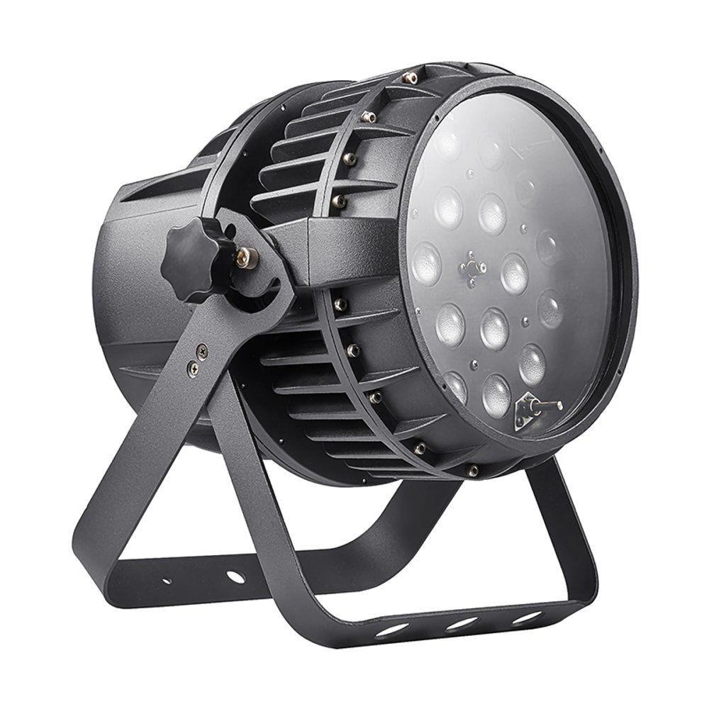 PL-P169 — светодиодный PAR-прожектор 18×12 Вт RGBW с зумом 19°–50° IP65