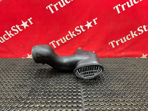 Патрубок воздушного фильтра