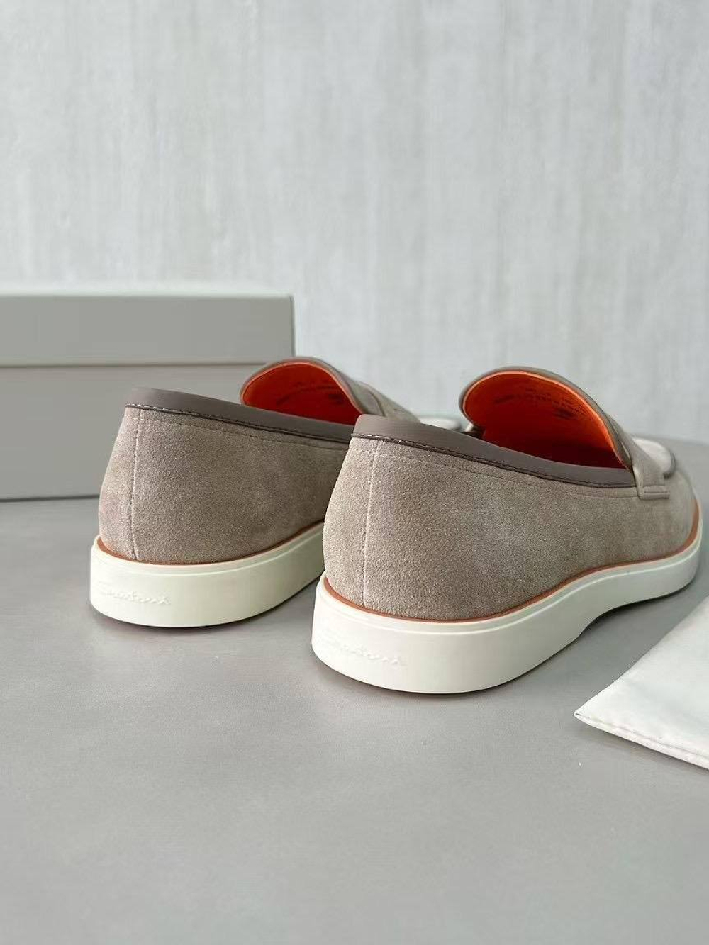 Лоферы Santoni