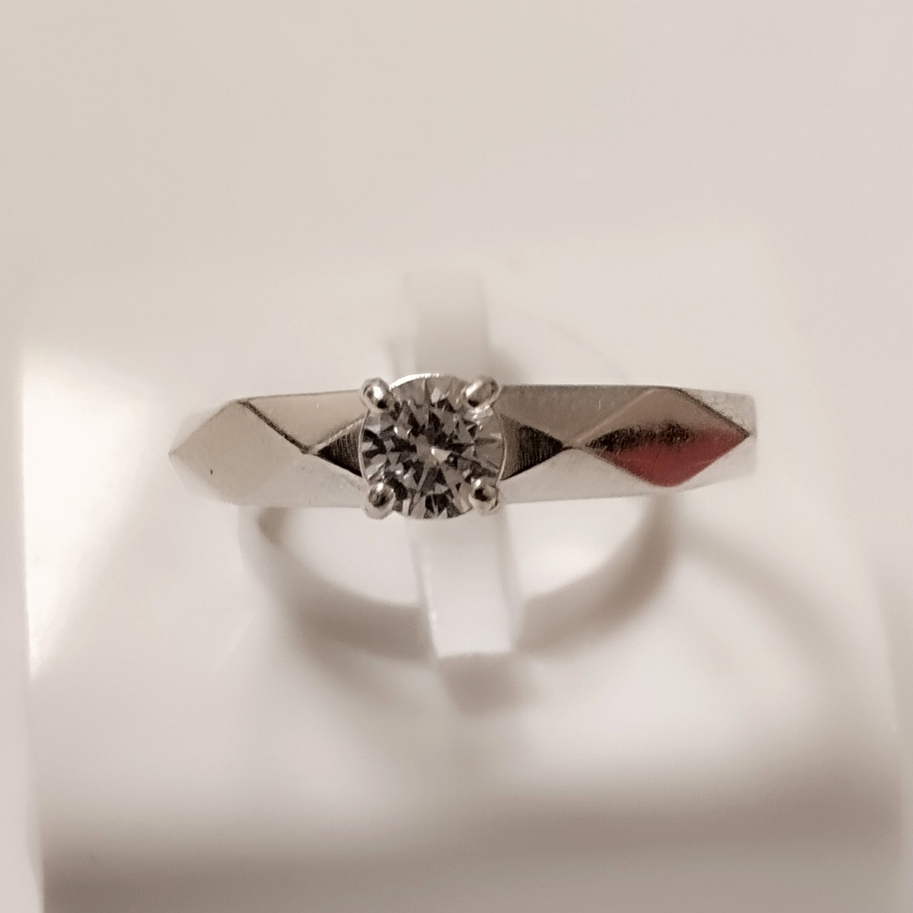 Кольцо из серебра 925 пробы