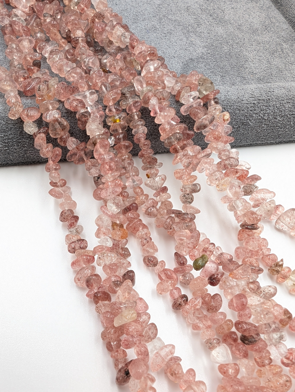 Клубничный кварц крошка мини 3-5мм