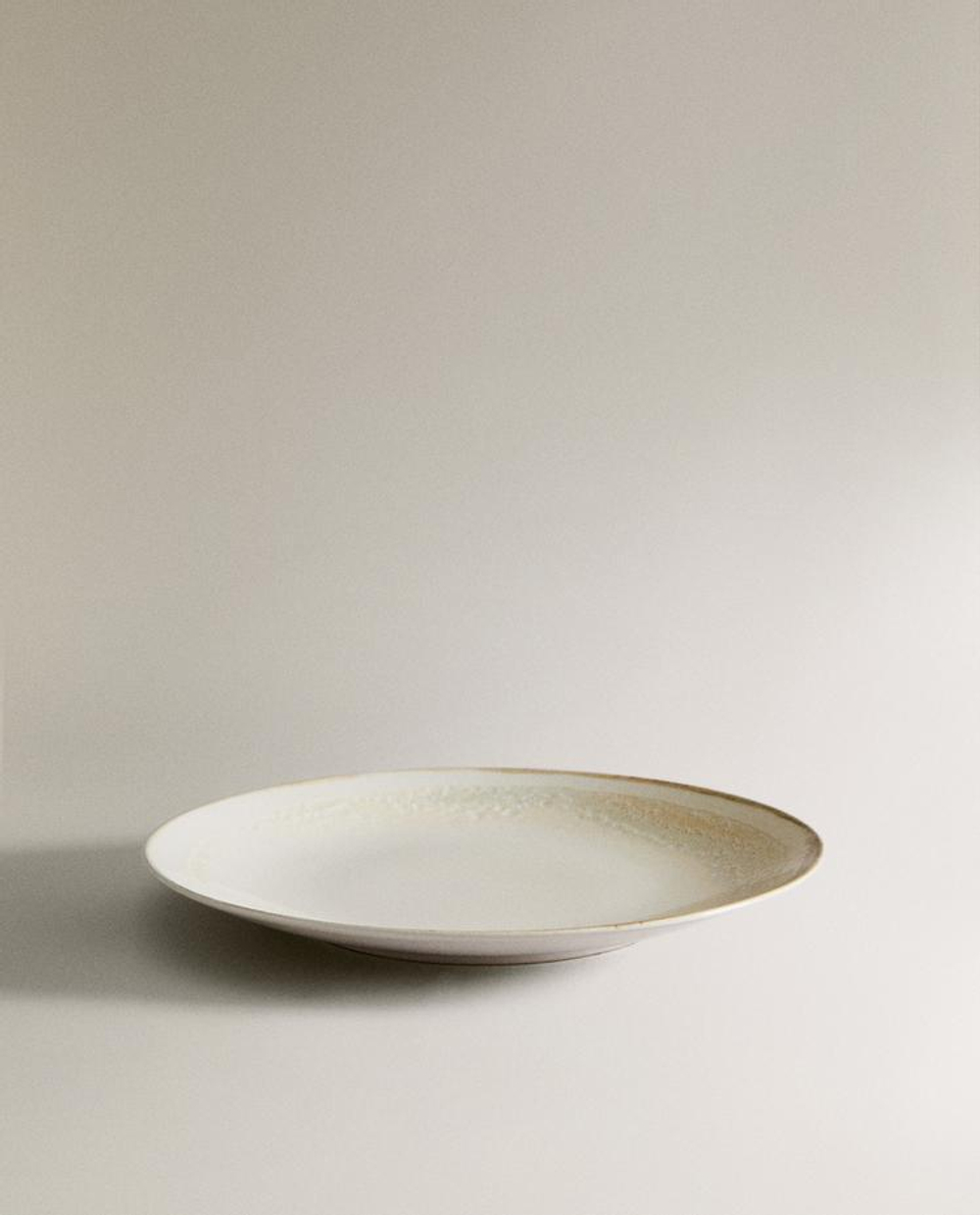 ZARA HOME ТАРЕЛКА ИЗ КЕРАМИКИ, ЭКРЮ