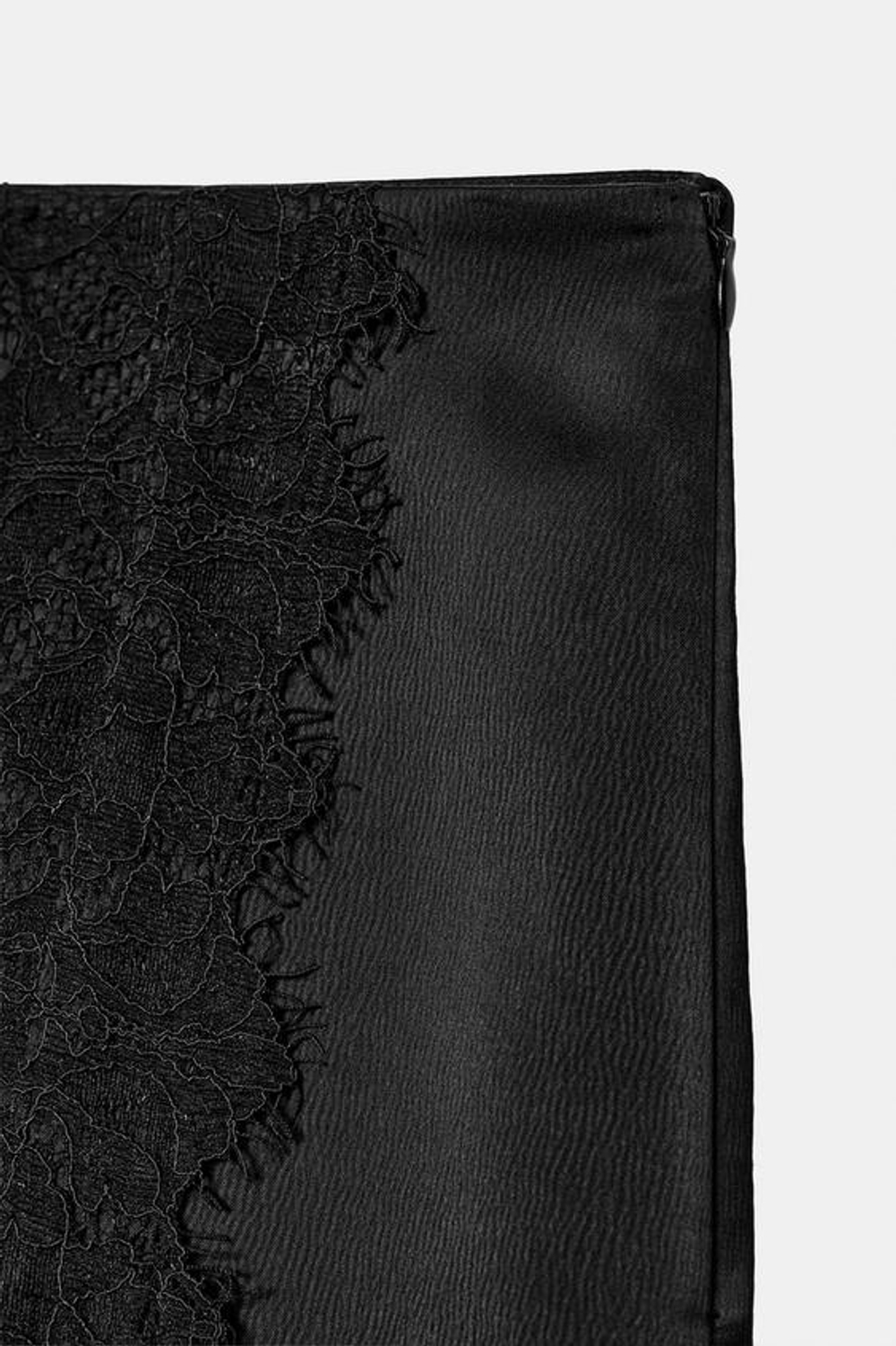 ZARA ЮБКА-ШОРТЫ С КРУЖЕВОМ И РАЗРЕЗАМИ, ЧЕРНЫЙ
