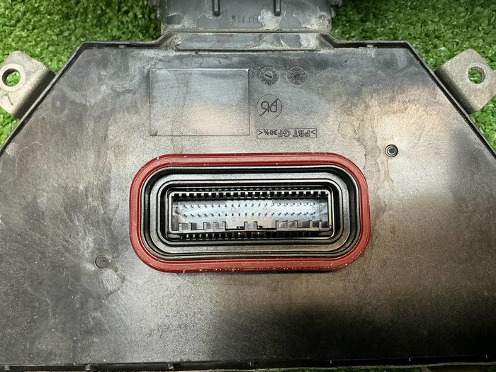 Фара правая Genesis G80 2 (2020-2024) LED