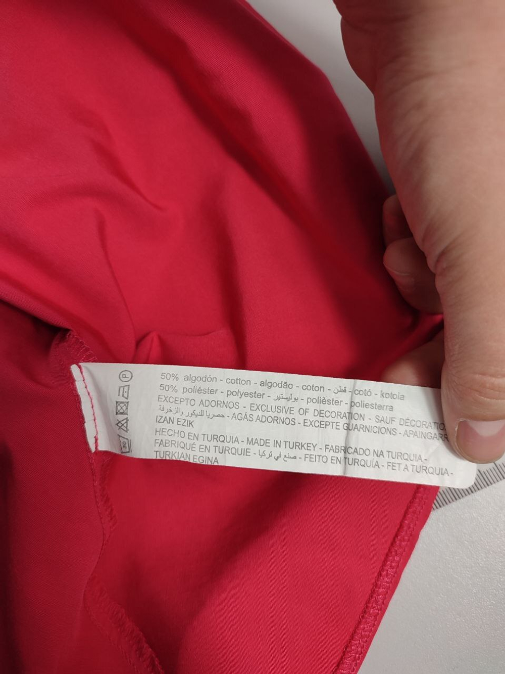 Платье яркое на 9-10 лет