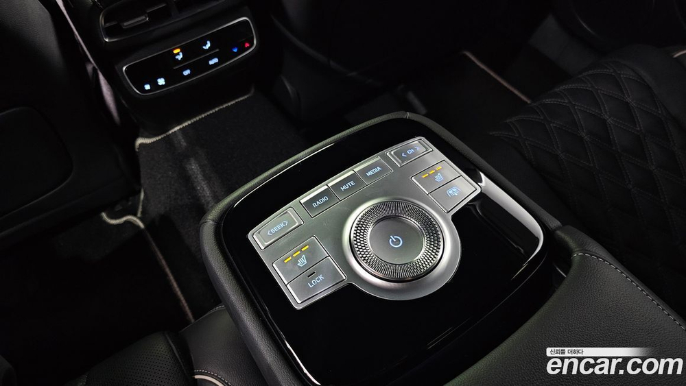 Genesis G80 (RG3) Бензин 2.5 Turbo AWD (12.2021)