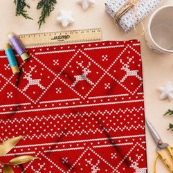 Ткань таффета мелкая белая вышивка с оленями на красном фоне