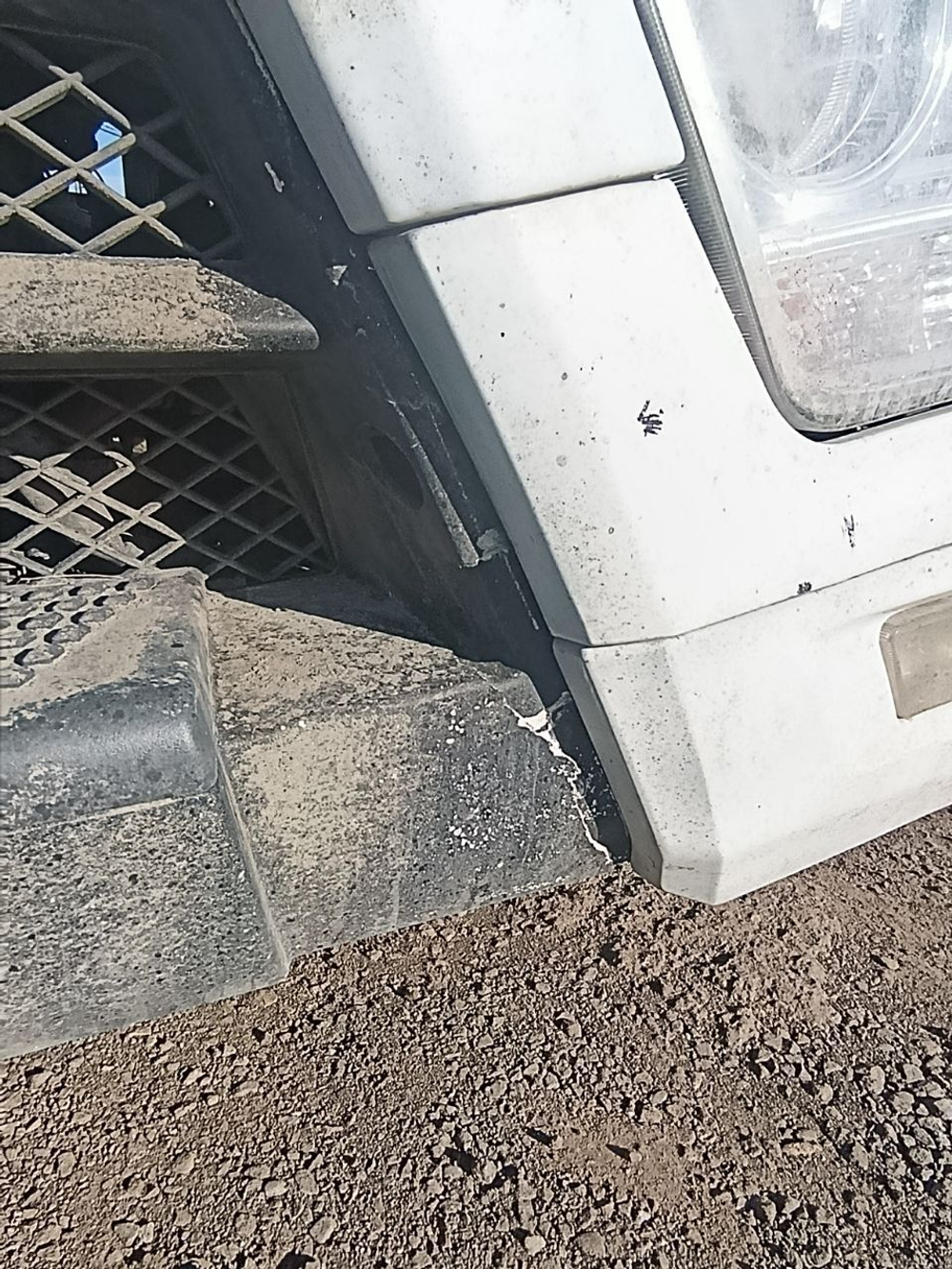 Foton AUMAN 4x2 Седельный тягач BJ4189SLFKA (Дизельный, 11,8 л, 470 л.с. АТ)