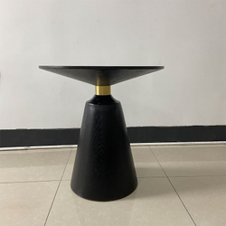 Стол журнальный черный Nicole Occasional Table