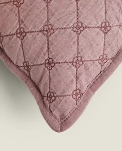 ZARA HOME ДЕТСКИЙ ЧЕХОЛ ДЛЯ ДЕКОРАТИВНОЙ ПОДУШКИ С ВЫШИВКОЙ, БОРДОВЫЙ