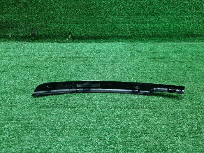 Молдинг перед. бампера Range Rover Vogue 4 (12-17)