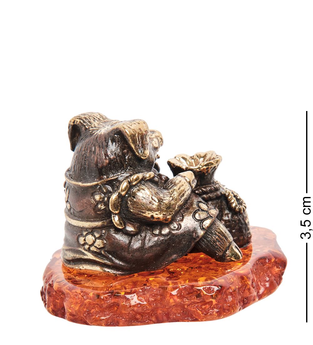 Народные промыслы AM-1471 Фигурка «Поросенок с мешком» (латунь, янтарь)