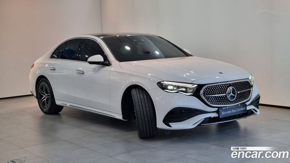 Mercedes-Benz E-Class W214 E300 4MATIC AMG Line (02.2024)