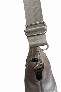 Сумка женская через плечо из нейлона серая QOZA