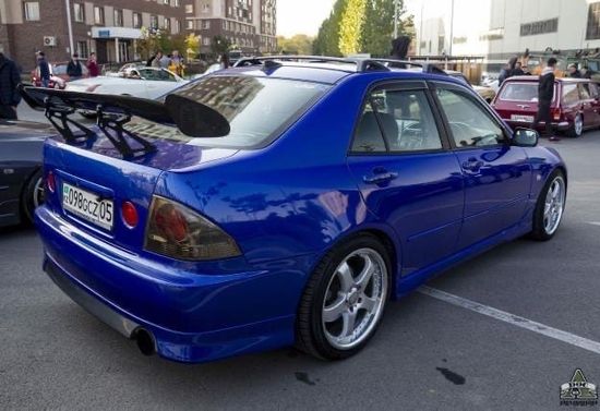 Спойлер GT-Wing на Toyota Altezza