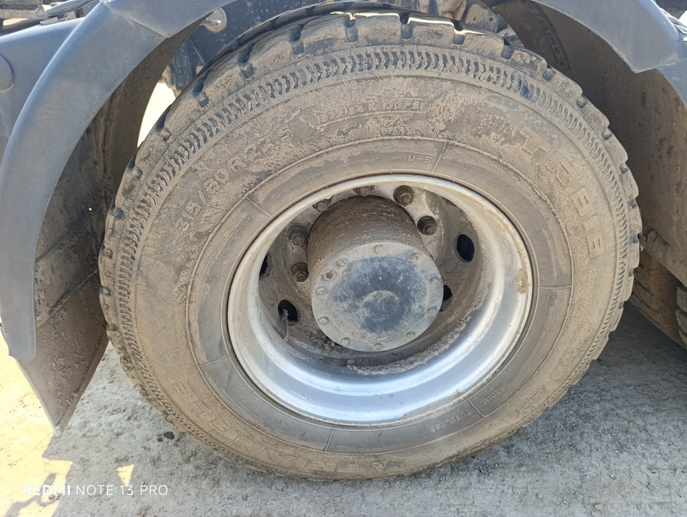 Shacman (Shaanxi) SX* 6x4 Седельный тягач SX42584V324 (Дизельный, 11,6 л, 423 л.с., МТ)