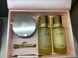 The First geniture eye cream special set Крем для зоны вокруг глаз со стволовыми клетками, набор