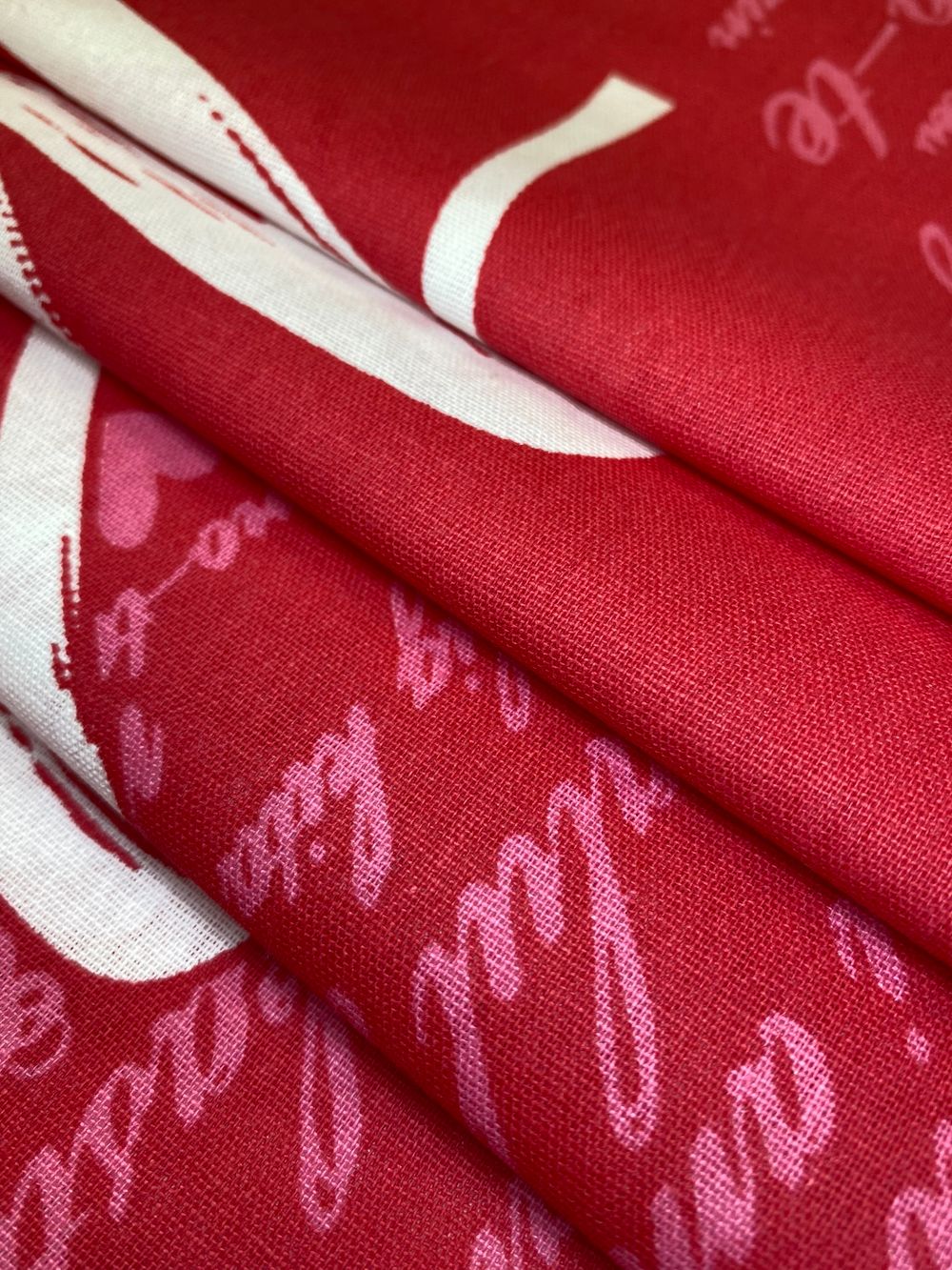 Постельное белье бязь Сказка "LoveYou" 1,5-сп Наволочка 50х70 см 1 шт Простынь на резинке 90x200 см Пододеяльник 145x215 см