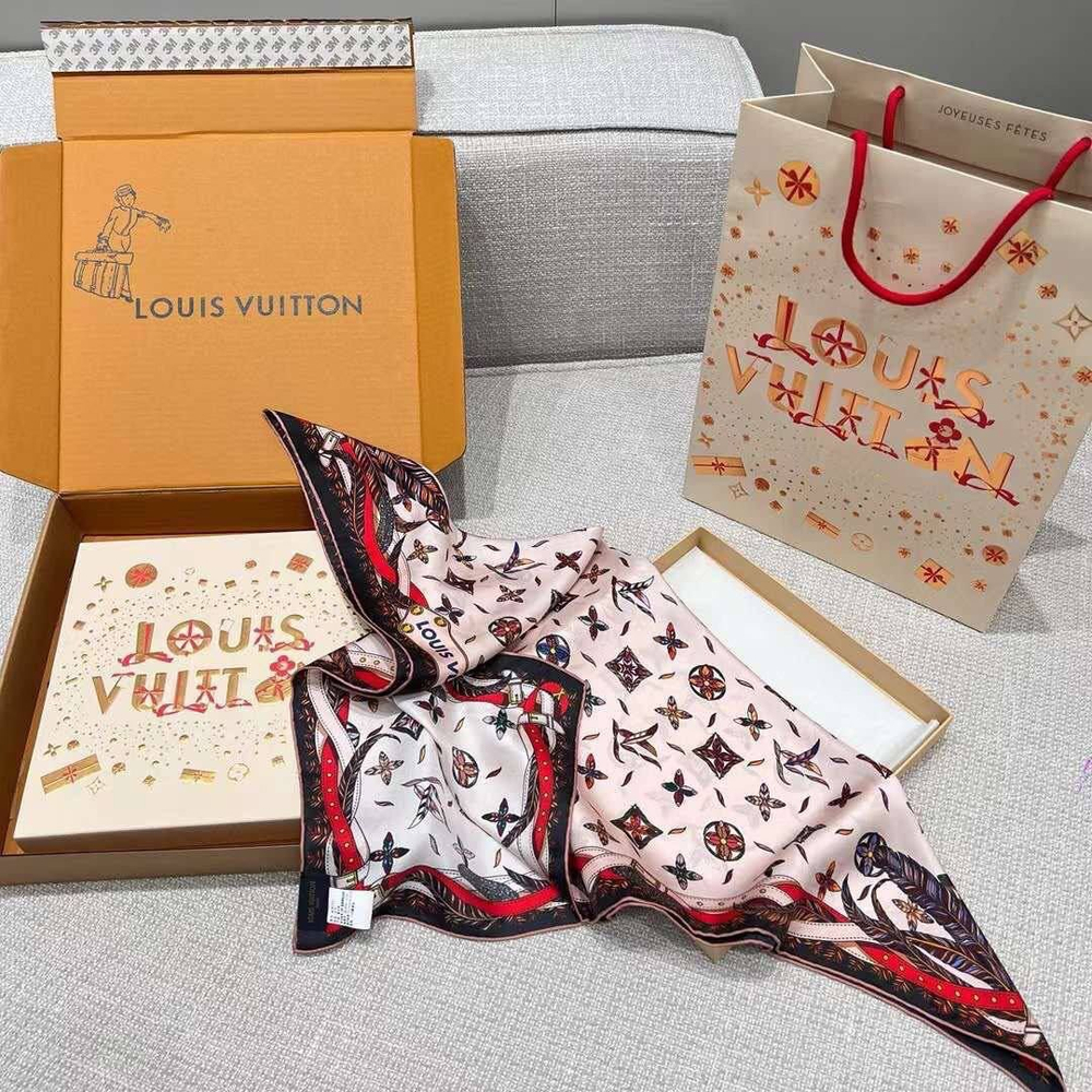 Платок Louis Vuitton