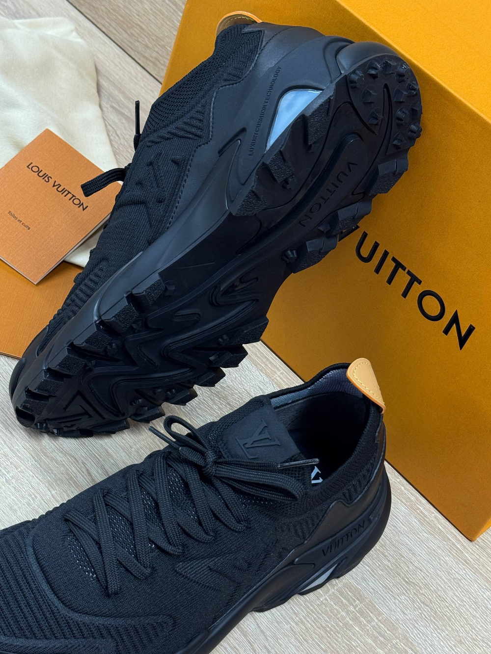 Кроссовки Louis Vuitton