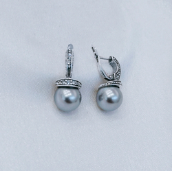 Серьги "Амон" из коллекции "Жемчужная"