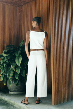 ZARA УКОРОЧЕННЫЙ ЖИЛЕТ НА БРЕТЕЛЬКАХ, БЕЛЫЙ