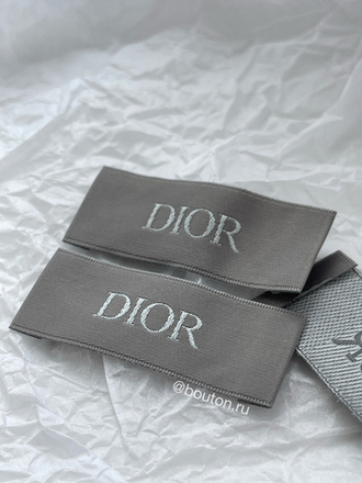 Бирка Ди. 20х45 мм. серая