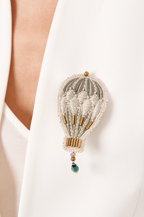 8417 Брошь (полынь)