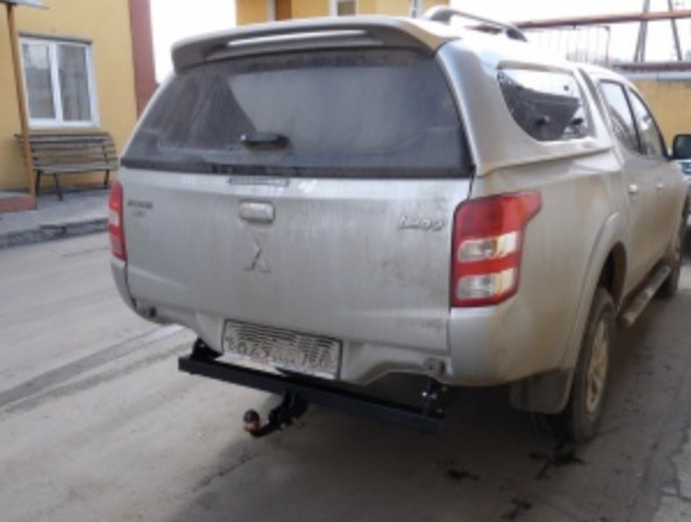 Фаркоп для Mitsubishi L200 2006-2015, в т.ч. Long (длинная база), L200 2015-2023 Тип шара: A. Нагрузки: 2500/120 кг, MI 28