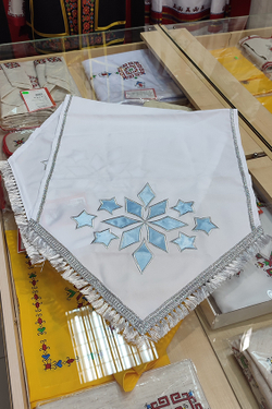 Сет с чувашской вышивкой